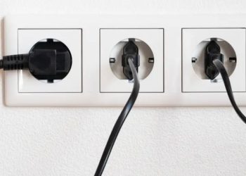 Miles de personas cumplen una semana sin luz en Chile