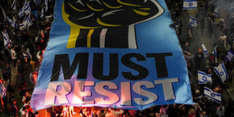 Miles de personas protestan en Israel contra la reforma judicial