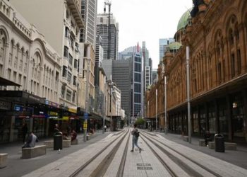 Millones amanecen confinados en Australia por COVID-19