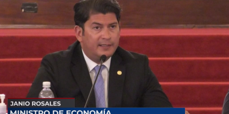 MINECO implementará sistema de información para que la población conozca precios de combustibles y gas propano