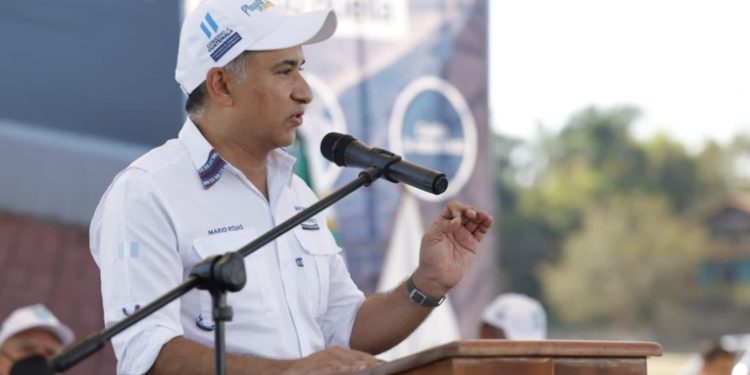 Ministerio de Ambiente lanza programa Playas Limpias