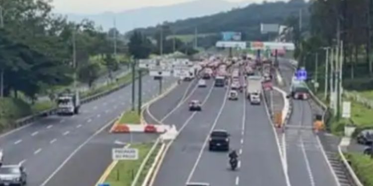 Ministerio de Comunicaciones toma las riendas de la autopista Palín-Escuintla