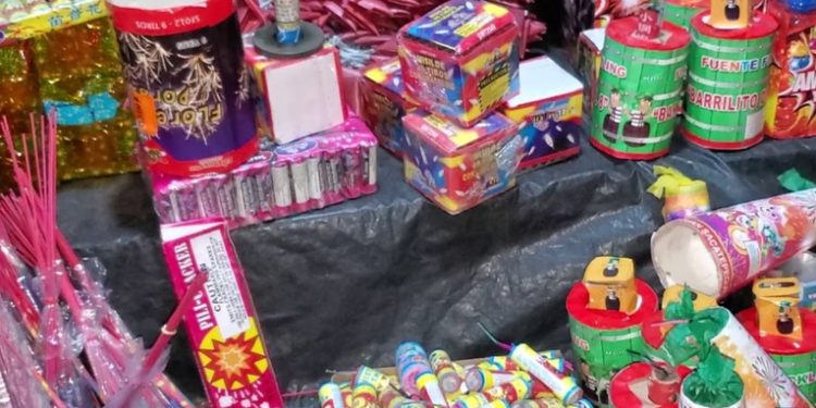 Ministerio de Economía investiga ventas de juegos pirotécnicos que simulan ser alimentos