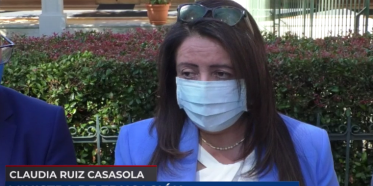 Ministerio de Educación no exigirá carnet de vacunación a escolares para las inscripciones del año 2022