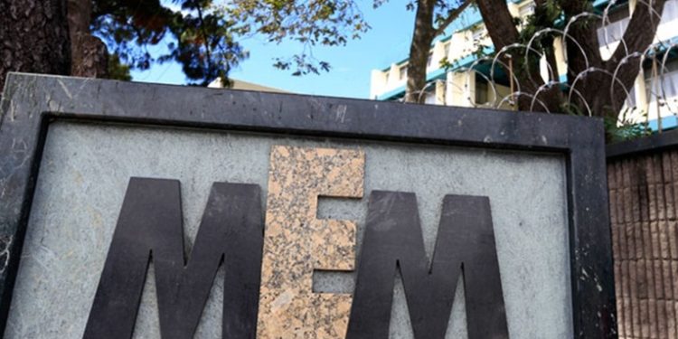 Ministerio de Energí­a y Minas apuesta por la movilidad eléctrica