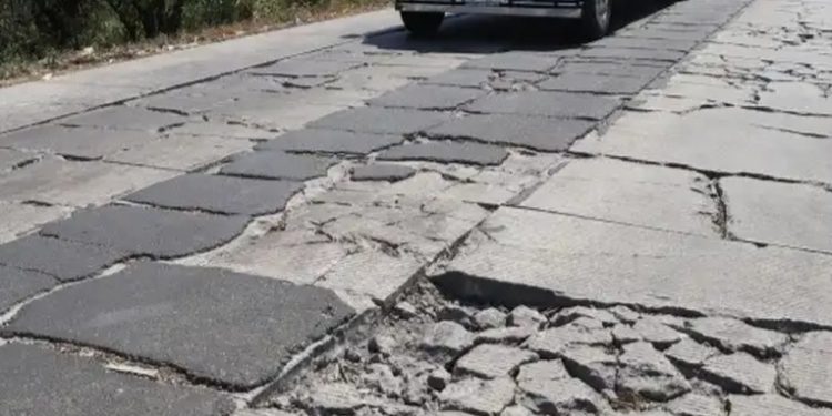 Ministerio de Energía y Minas asegura que mal estado de carreteras no afecta precio de combustibles