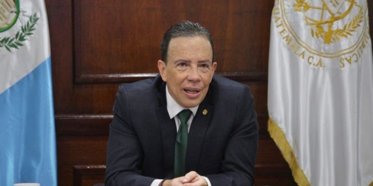 Ministerio de Finanzas no contempla traslado de fondos a salud para tratamiento de Viruela del Mono