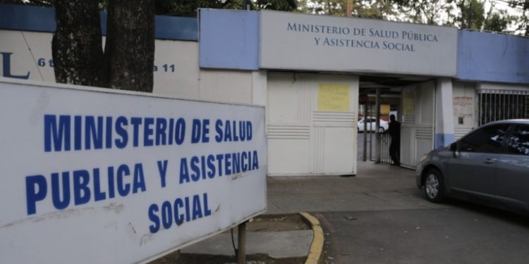 Ministerio de Salud busca 300 millones adicionales para atención médica estudianti