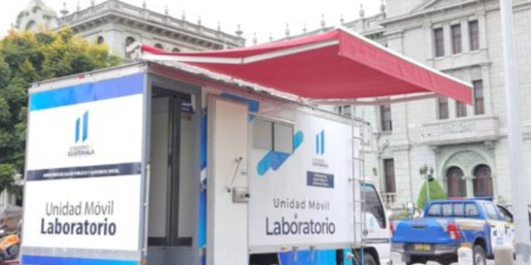 Ministerio de Salud habilita centro de vacunación a un costado de Catedral Metropolitana