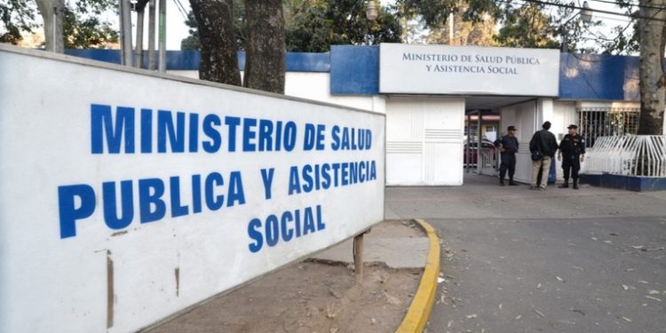 Ministerio de Salud reconoce problemas en la extensión de licencias para manejo de medicamentos