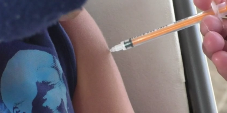 Ministerio de Salud reporta la vacunación de 80 mil niños de 6 a 11 años