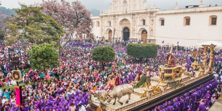 Ministerio de Salud se prepara para prevenir contagios de COVID-19 por la semana santa