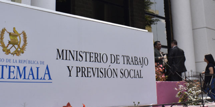 Ministerio de Trabajo crea programa de trabajo para personas en el extranjero