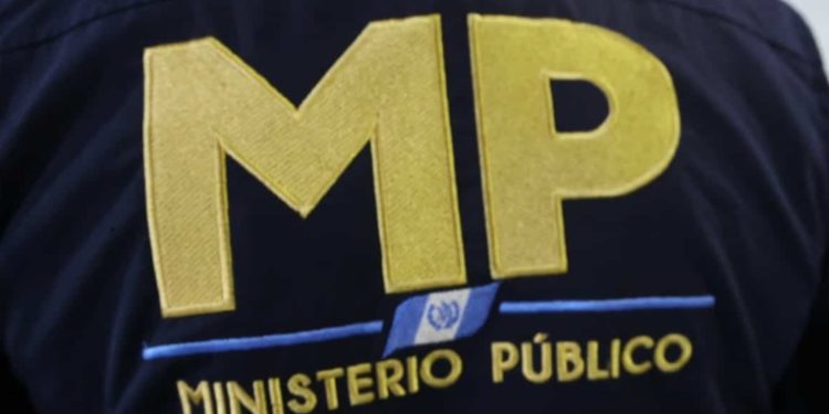 Ministerio Público cesa a Allan Tánchez de su cargo en la FECI