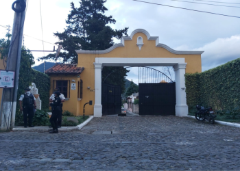 FECI incauta más de Q122 millones de quetzales tras allanamiento en Antigua Guatemala