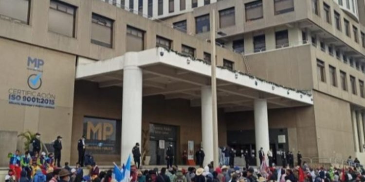 Ministerio Público está dispuesto a dialogar con los 48 cantones, pero exige desbloqueo