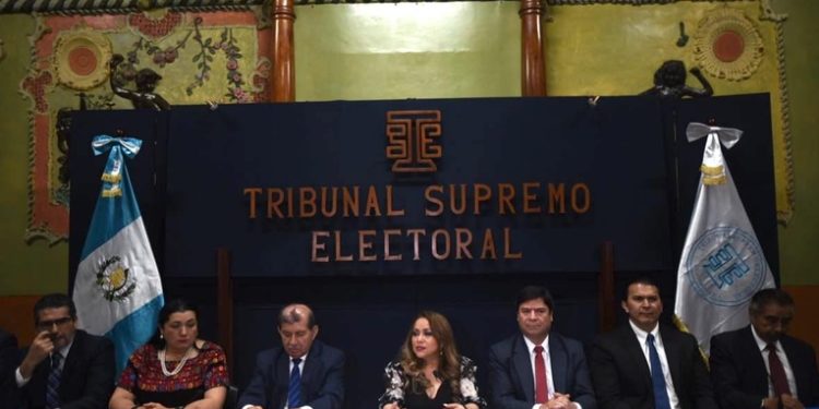 Ministerio Público solicita retirar inmunidad a magistrados del TSE por irregularidades en la adquisición de sistema informático
