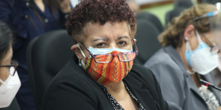 Ministra Amelia Flores afirma que hay una nueva variante del Covid-19