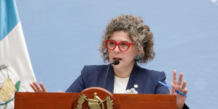 Ministra de Economía: Suspensión de aranceles de EE. UU. no favorece a Guatemala