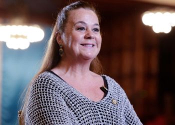 Ministra de Educación pide a maestros ignorar rumores mal intencionados en el Día del Maestro