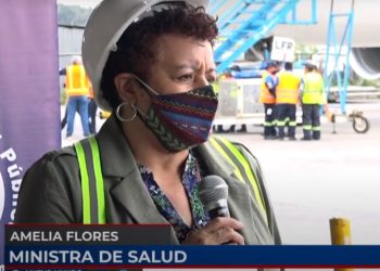 Ministra de Salud a favor de no cerrar el paí­s