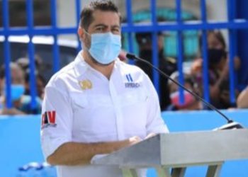 Ministro de Comunicaciones defiende ampliación presupuestaria de 3 mil millones
