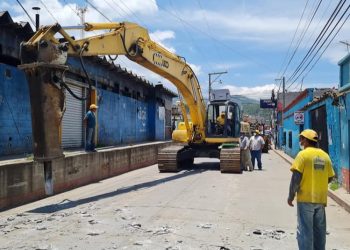 Ministro de Comunicaciones: Estado de calamidad incluirá solicitud de Q205 millones para maquinaria pesada