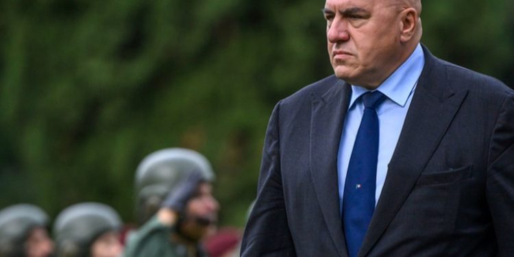 Ministro de Defensa italiano advierte que la situación en el mar Rojo puede provocar una crisis económica