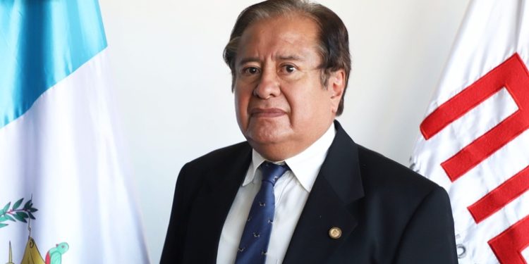 Ministro de Energía y Minas liderará el Instituto Nacional de Electrificación