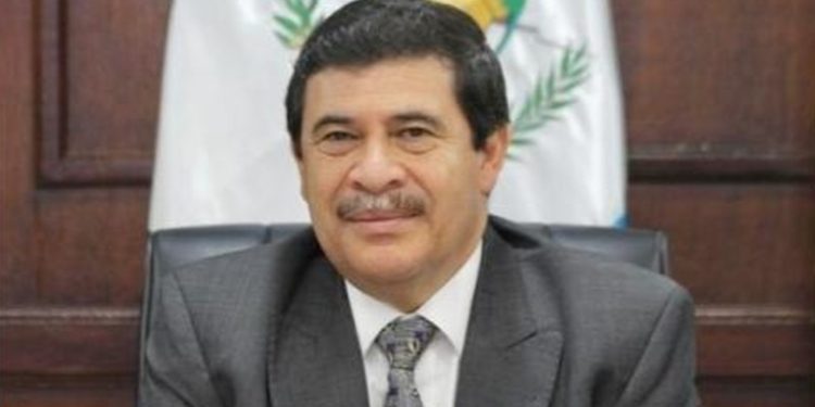 Ministro de Finanzas y Comisión de transición del presidente electo se reúnen para evaluar situación financiera