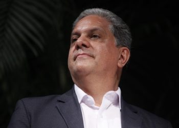 Ministro de Salud vincula crisis hospitalaria a violencia y accidentes de tránsito
