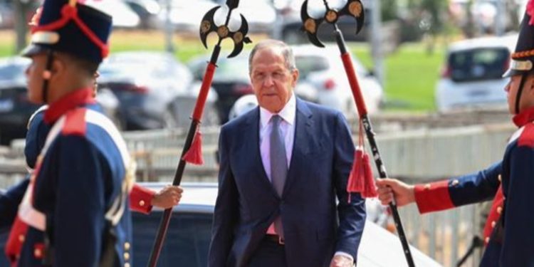 Ministro ruso: ''Rusia quiere una solución al conflicto, pero Occidente no ayuda''