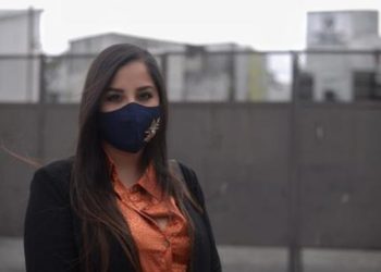 Mirciny Moliviatis presenta alegatos contra Andrea Aparicio