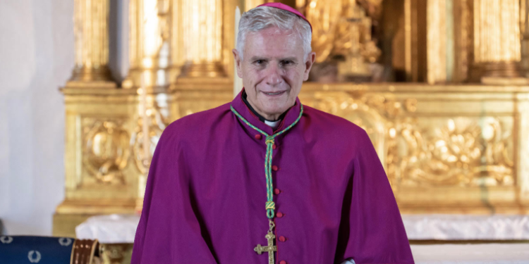 Monseñor Gonzalo de Villa enví­a informe al Vaticano