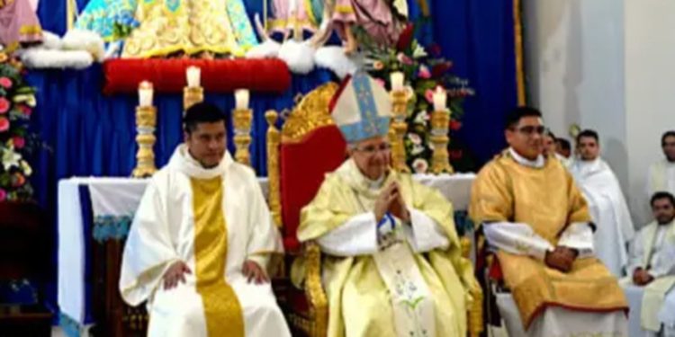 Monseñor Víctor Hugo Palma asumirá como nuevo arzobispo de Los Altos