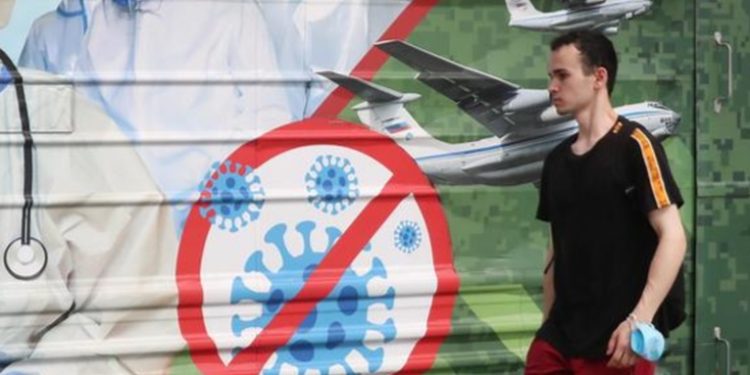 Moscú ordena estricto confinamiento del 28 de octubre al 7 de noviembre