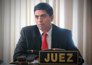 Moto pide ser reincorporado como juez