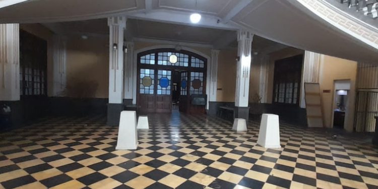 MP allana Paraninfo Universitario