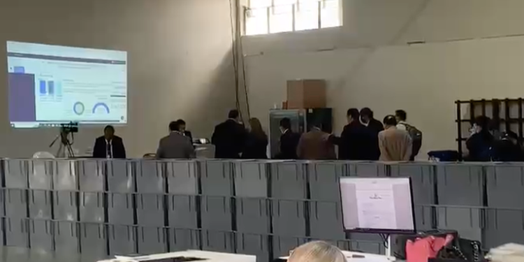 MP llega al TSE a extraer datos de elecciones