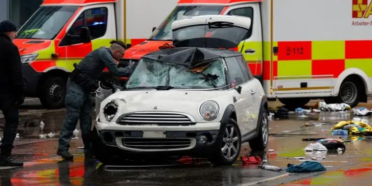 Mueren madre e hija heridas en el atropello masivo de Múnich