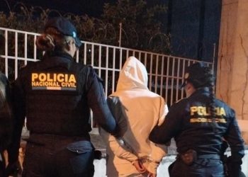 Mujer es capturada al intentar ingresar Q7 mil ocultos en sus partes íntimas al COF