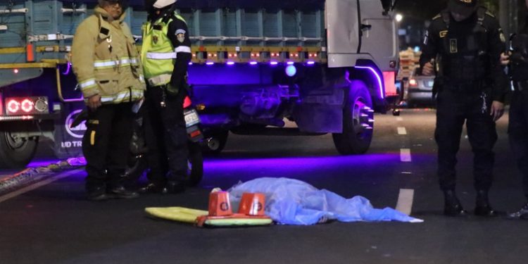 Mujer pierde la vida al ser atropellada. Responsable continúa su marcha