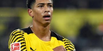 Multan a Jude Bellingham por sugerir amaño en el Dortmund-Bayern