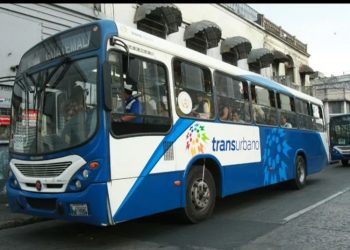Multan a unidades de Transurbano por aumento de precio al pasaje