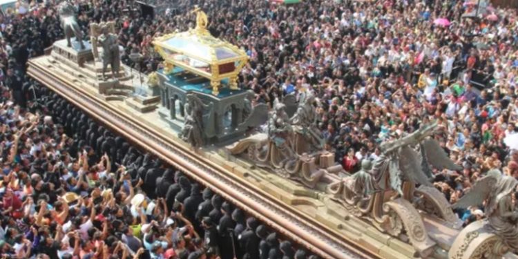 Multitudinarias procesiones marcan el quinto fin de semana de Cuaresma en el centro histórico capitalino
