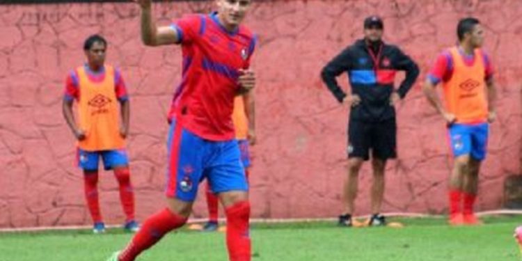 Municipal da vuelta al marcador y vence 2-1 a Antigua GFC en partido clave del Torneo Apertura 2024