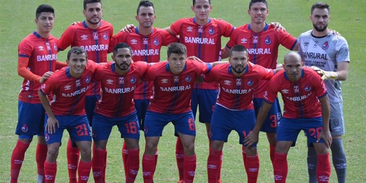 Municipal es el primer invitado en la gran final