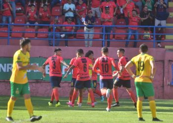Municipal se pone a la cabeza con goleada