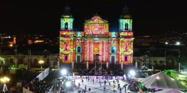 Municipalidad capitalina continuará con festivales navideños a pesar del incremento de casos