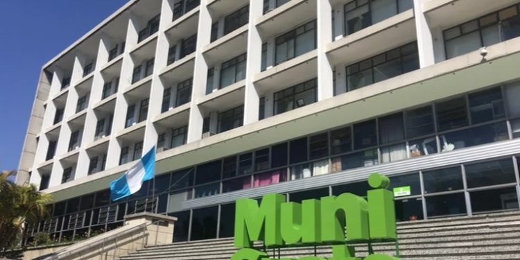 Municipalidad capitalina exonerará de multas durante subasta de vehí­culos
